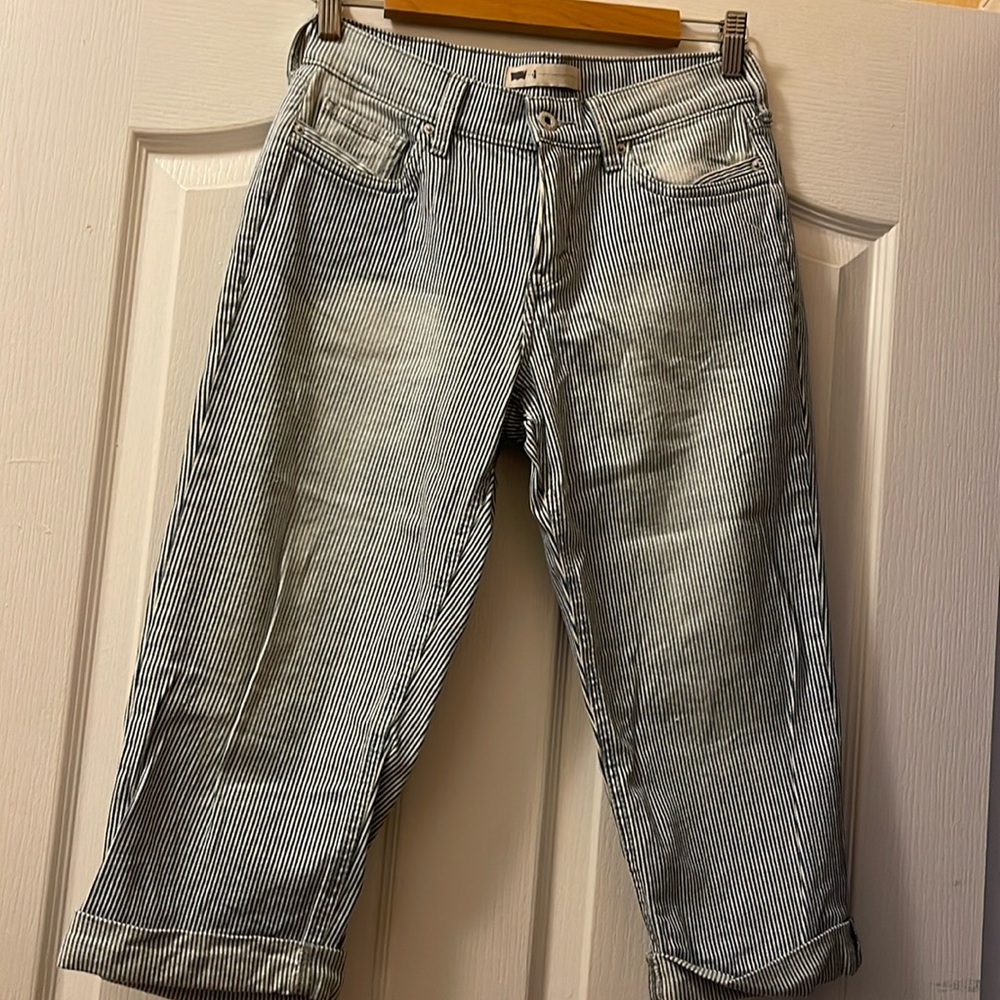 Levi’s stretch jeans